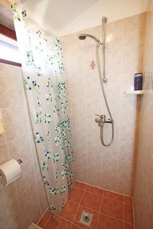 Family Friendly Apartments Πούλα Δωμάτιο φωτογραφία