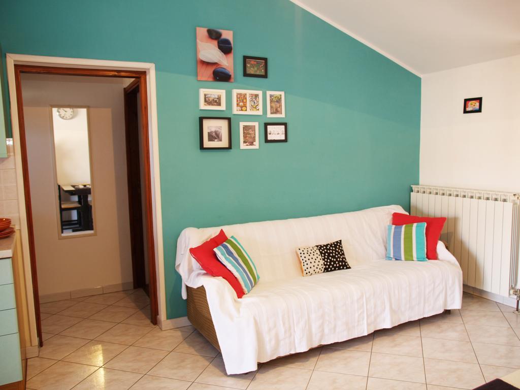 Family Friendly Apartments Πούλα Δωμάτιο φωτογραφία
