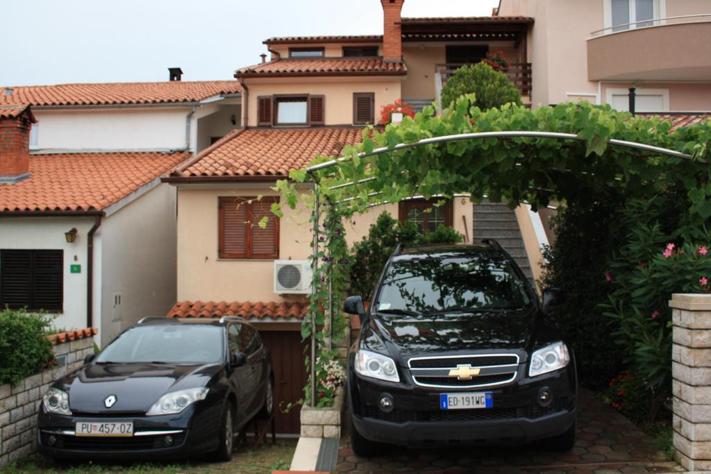 Family Friendly Apartments Πούλα Εξωτερικό φωτογραφία